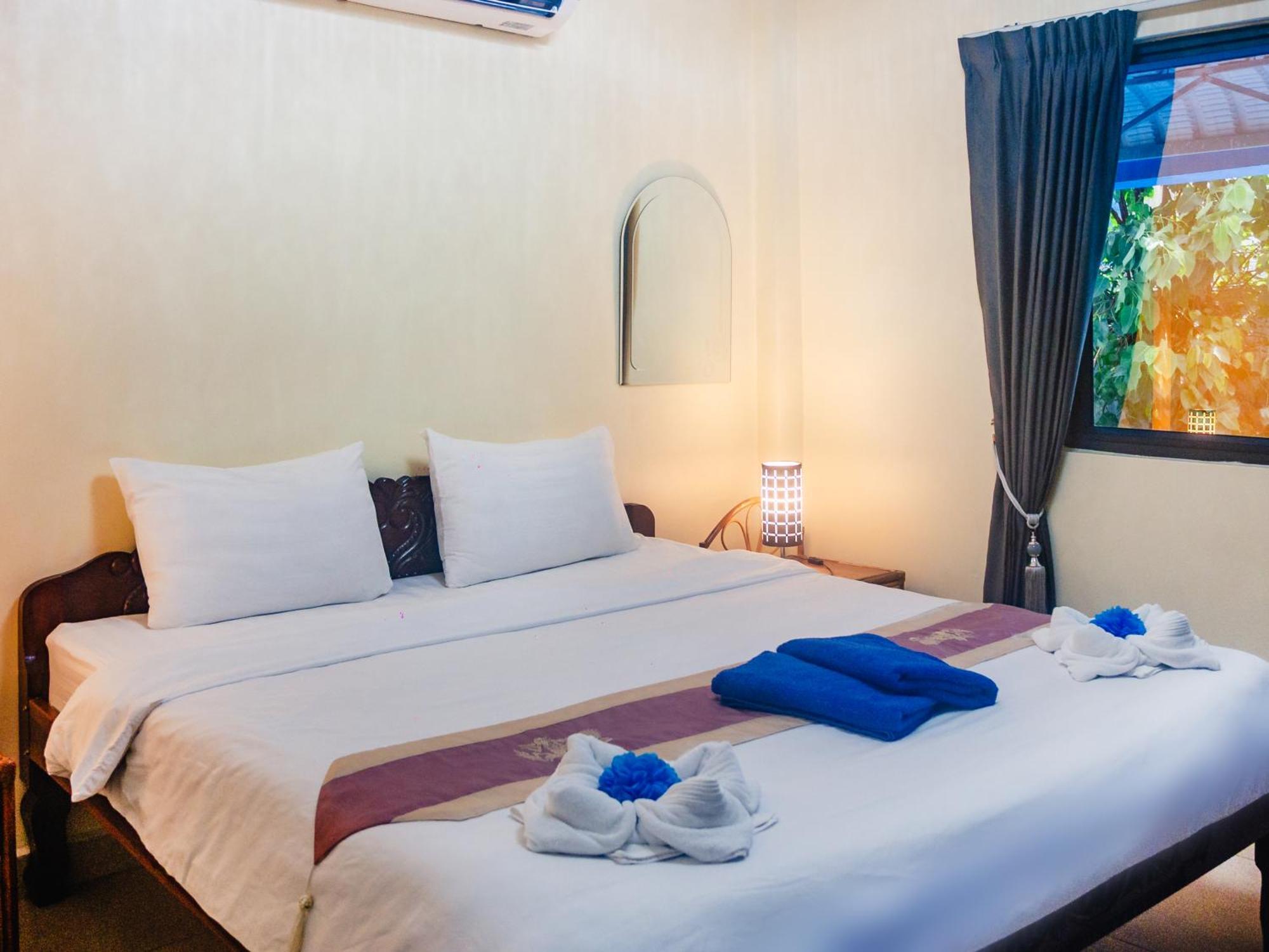 Double Room Private Bathroom